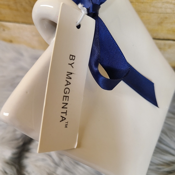 RAE DUNN LL "CHIRP" Birdhouse With Bird On Back By - Picture 2 of 6